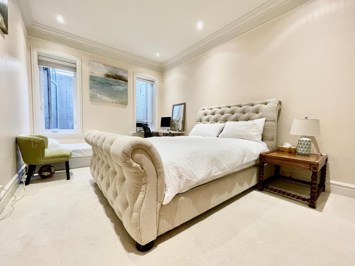 Vancouver Luxury Guesthouse Екстериор снимка