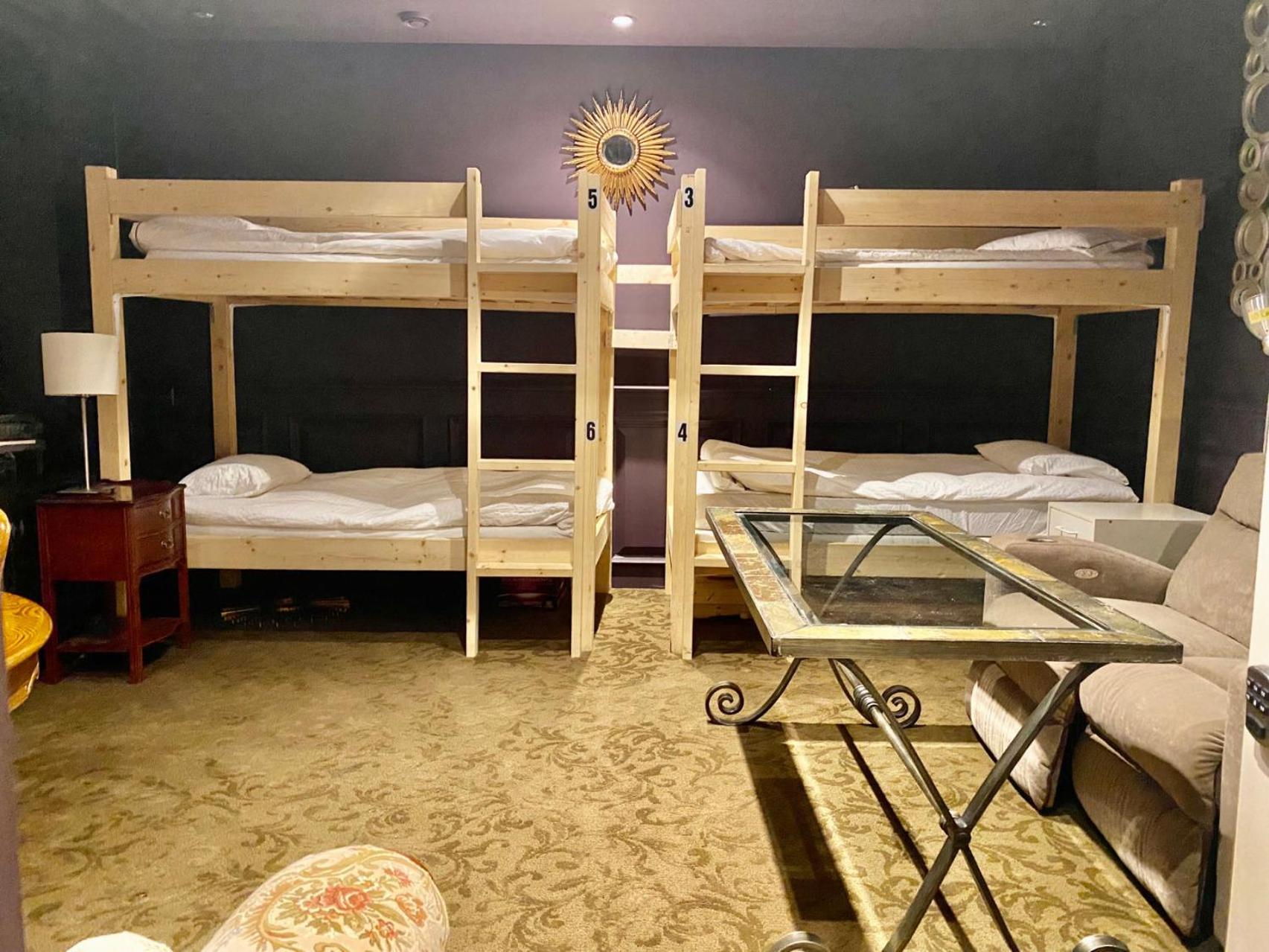 Vancouver Luxury Guesthouse Екстериор снимка