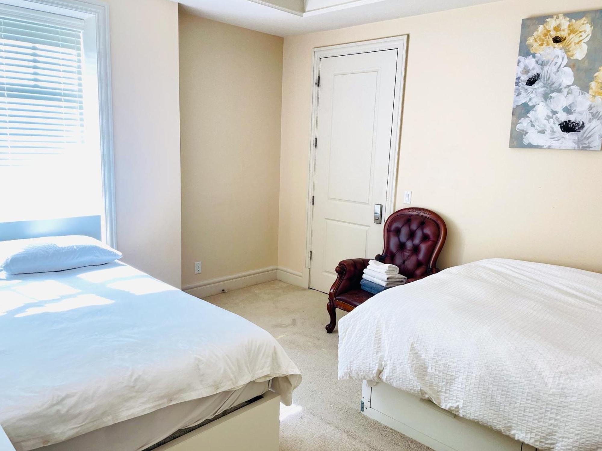 Vancouver Luxury Guesthouse Екстериор снимка